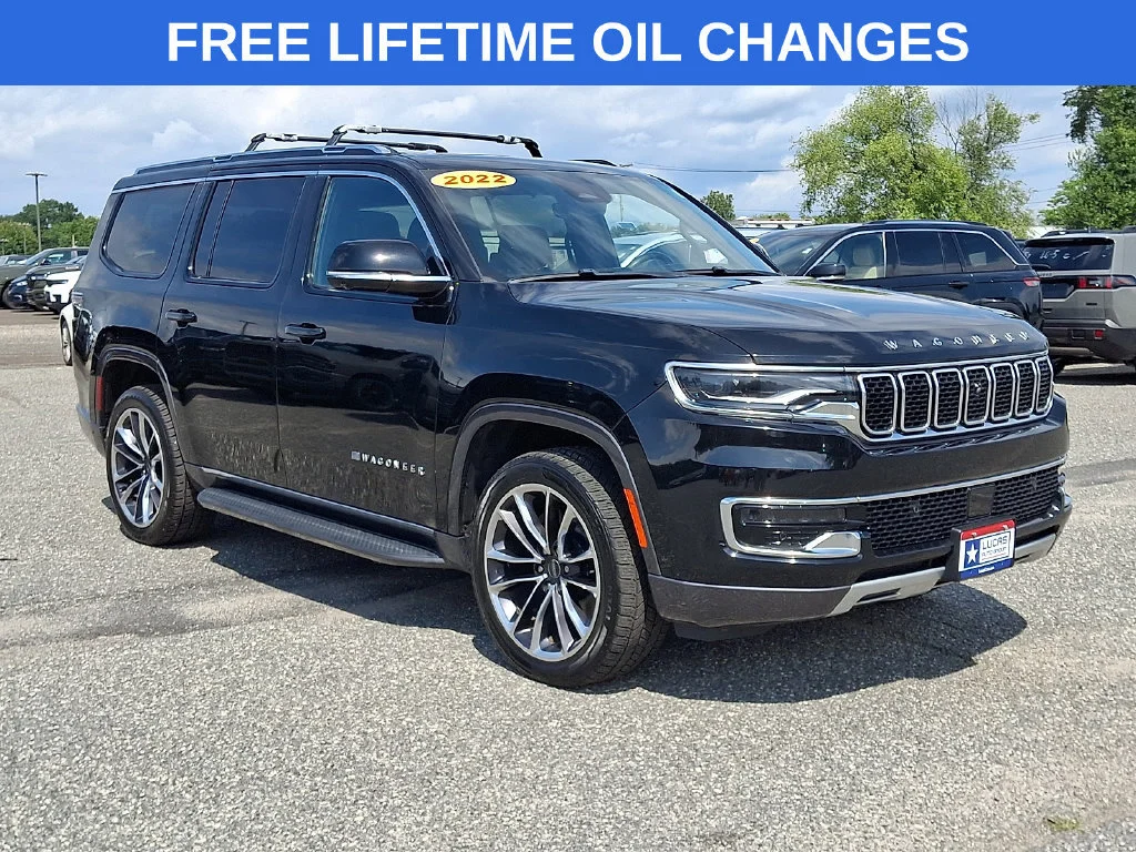 Used 2022 Diamond Black Crystal Pearlcoat Jeep Series II image 1