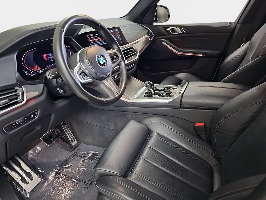 Used 2022 White BMW xDrive40i image 19