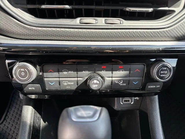 Used 2024 Black Jeep Trailhawk image 20