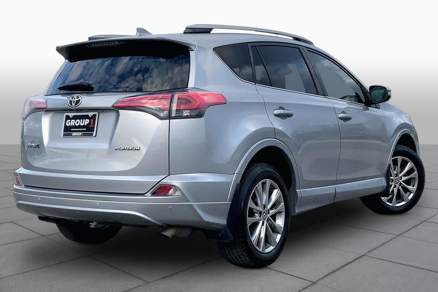 Used 2018 Silver Sky Metallic Toyota Limited image 13