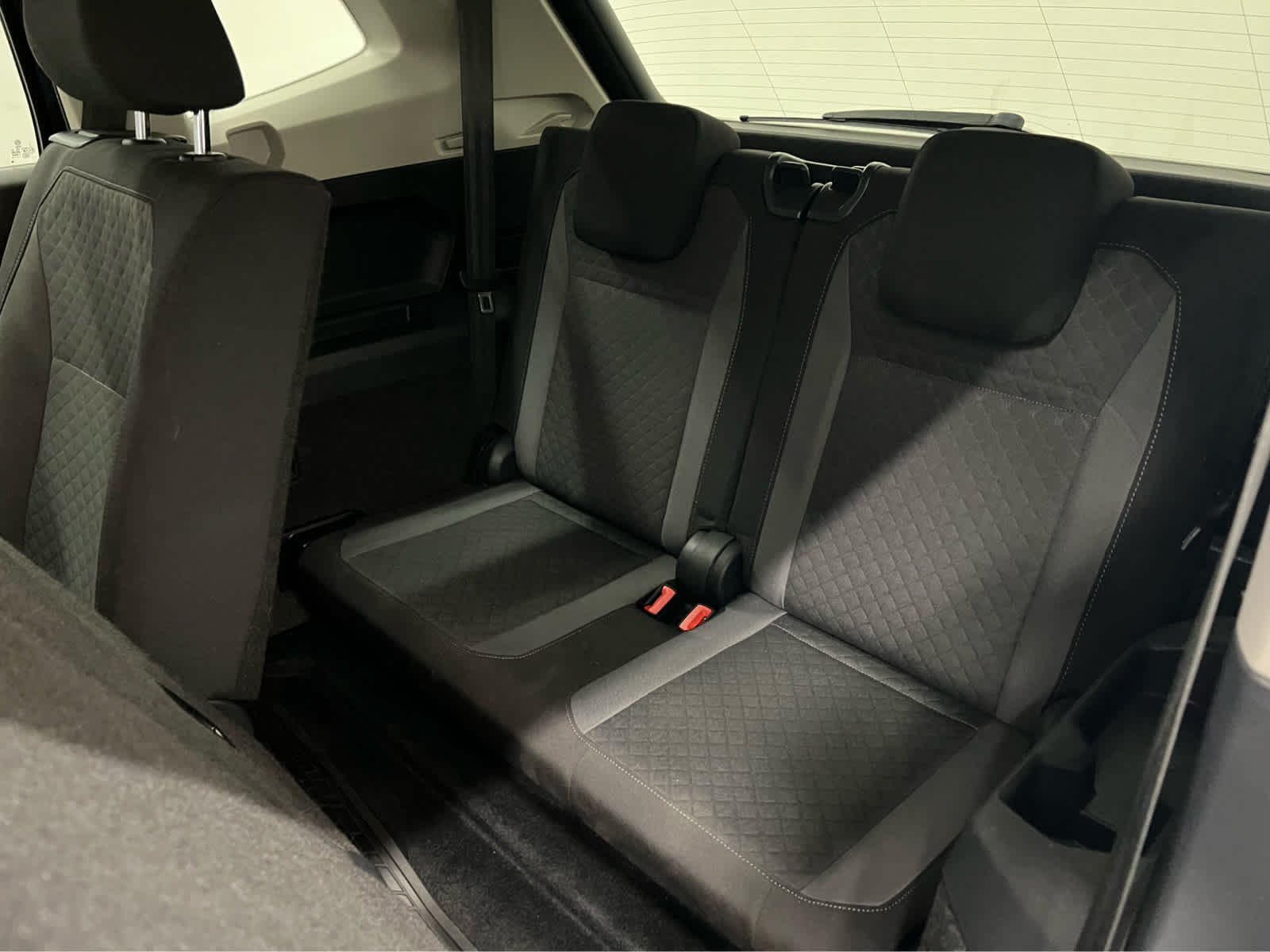 Used 2020 Deep Black Pearl Volkswagen S image 13