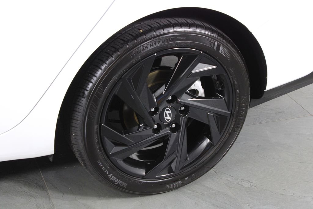 Certified Used 2026 White Hyundai SEL Sport image 13