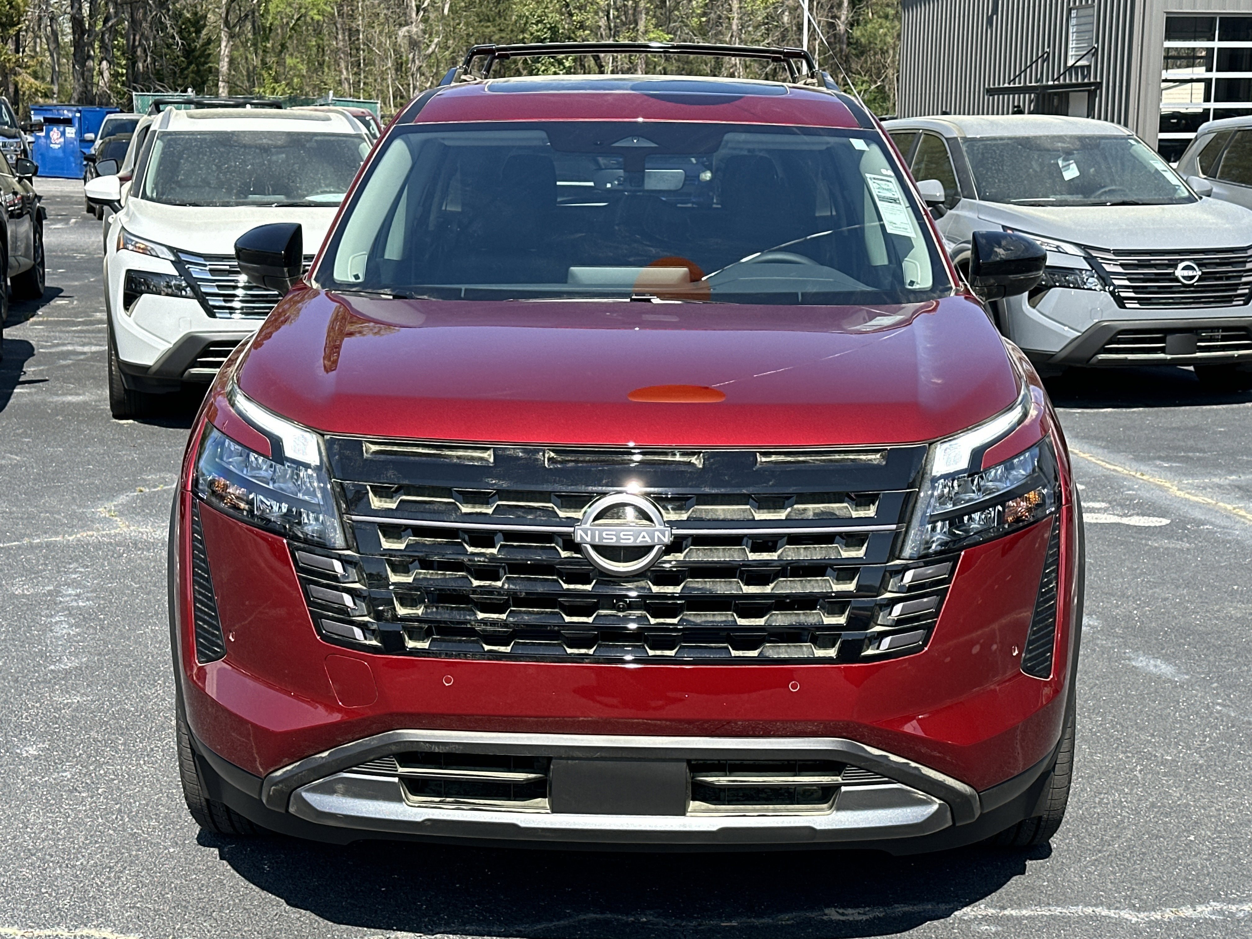 New 2026 Scarlet Ember Tintcoat Nissan SL image 3