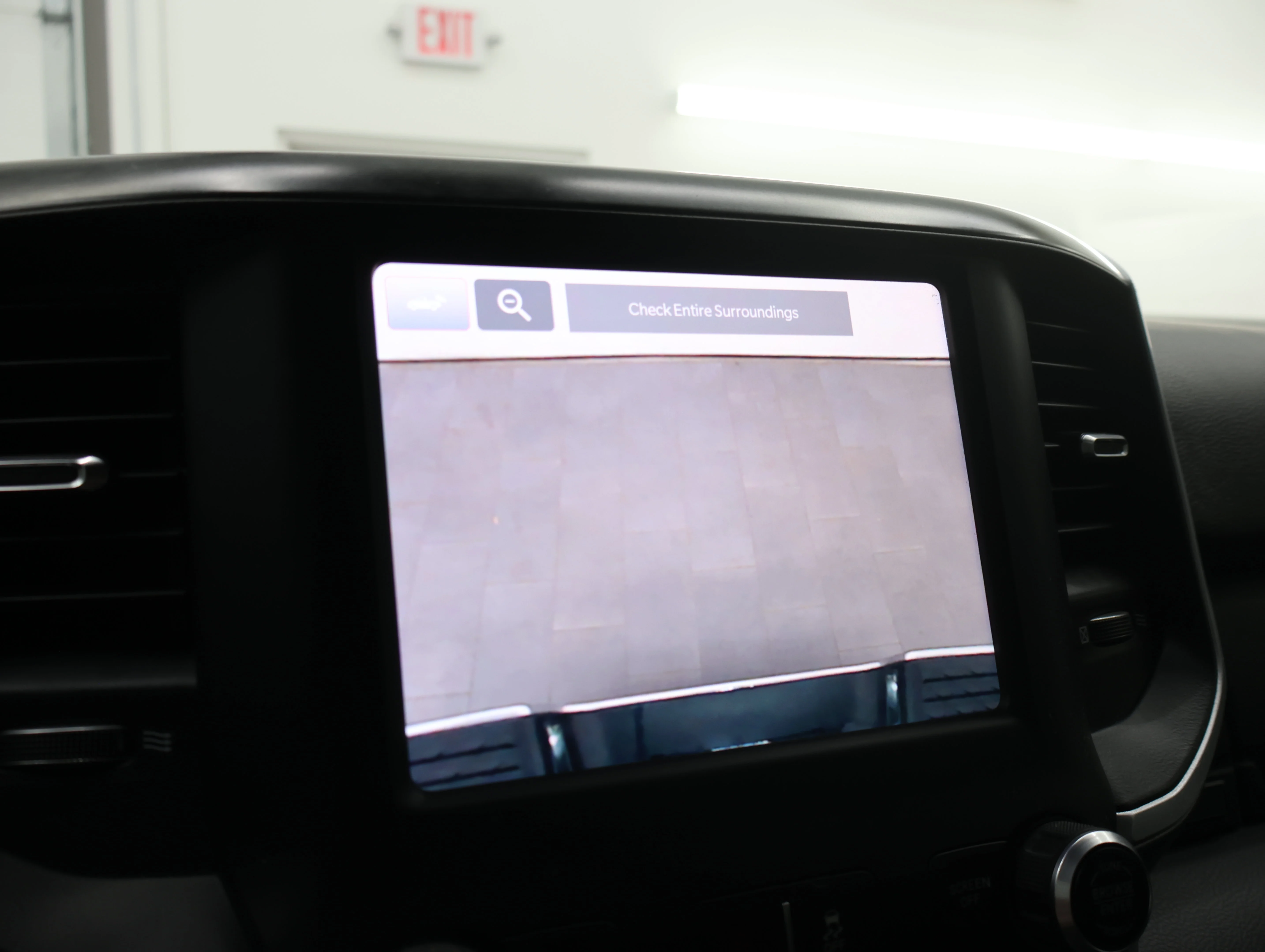 Used 2022 Bright White Clearcoat Ram Big Horn image 17