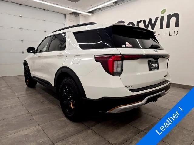 New 2027 Star White Metallic Tri-Coat Ford Tremor® image 3