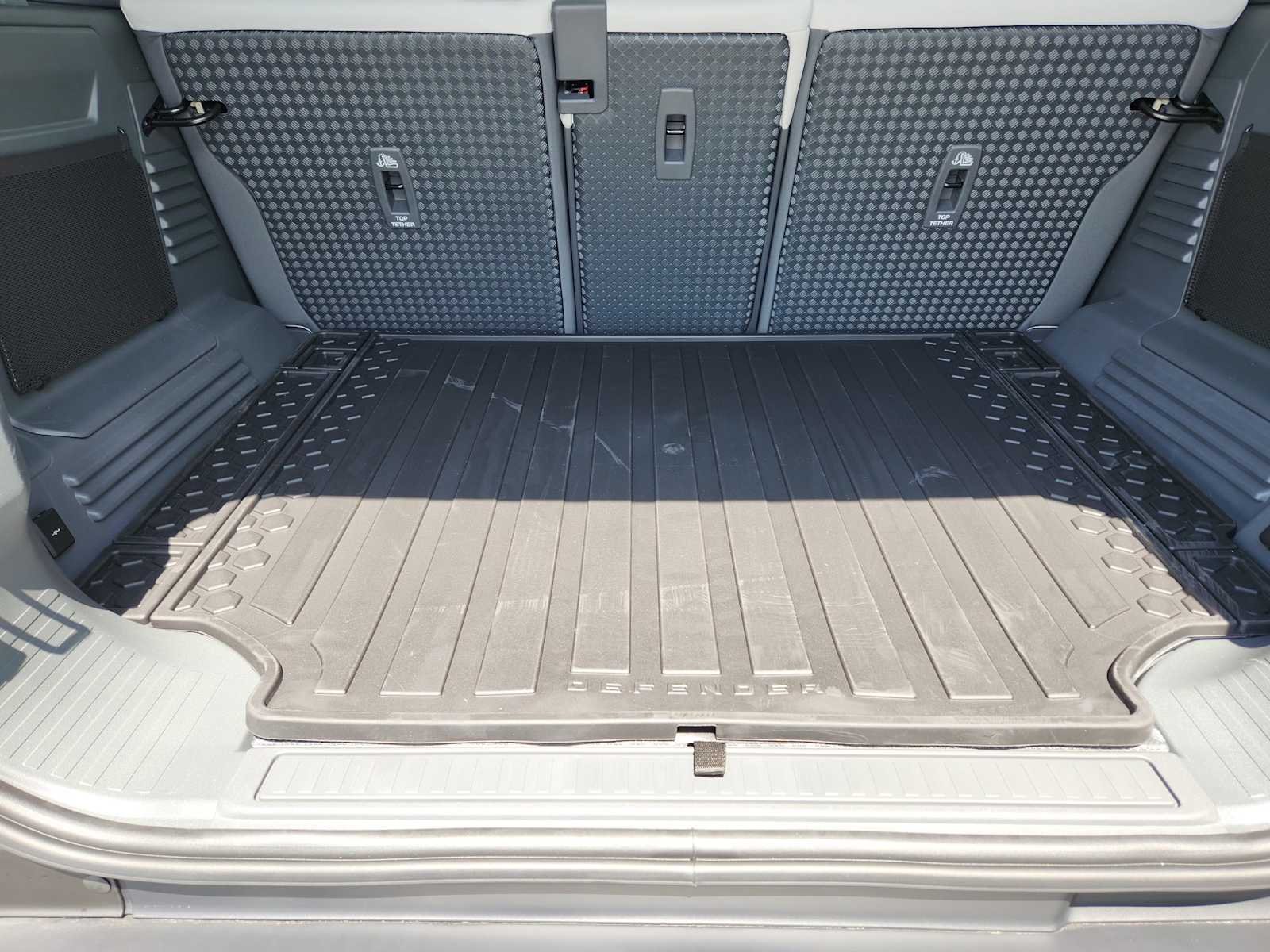 New 2026 Woolstone Green LAND ROVER X-Dynamic SE image 32