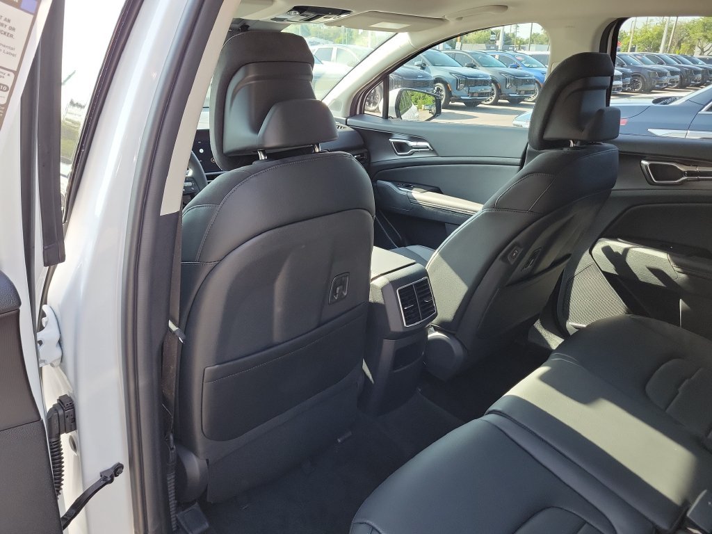 New 2026 Glacial White Pearl Kia SX Prestige image 17
