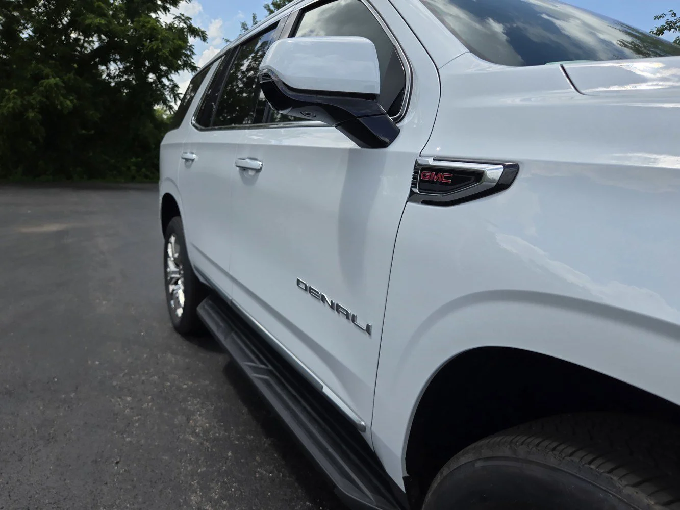 2026 GMC Yukon Denali - Photo 34
