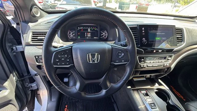 Used 2023 Silver Honda TrailSport image 26