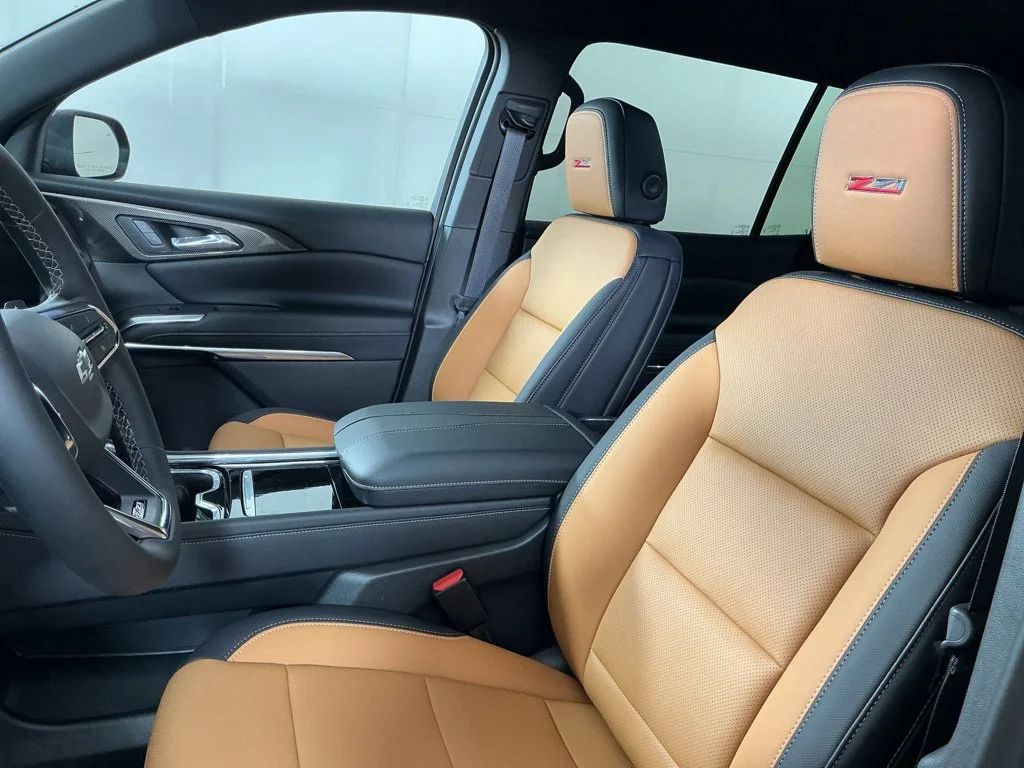 New 2027 Radiant Red Tintcoat Chevrolet Z71 image 5