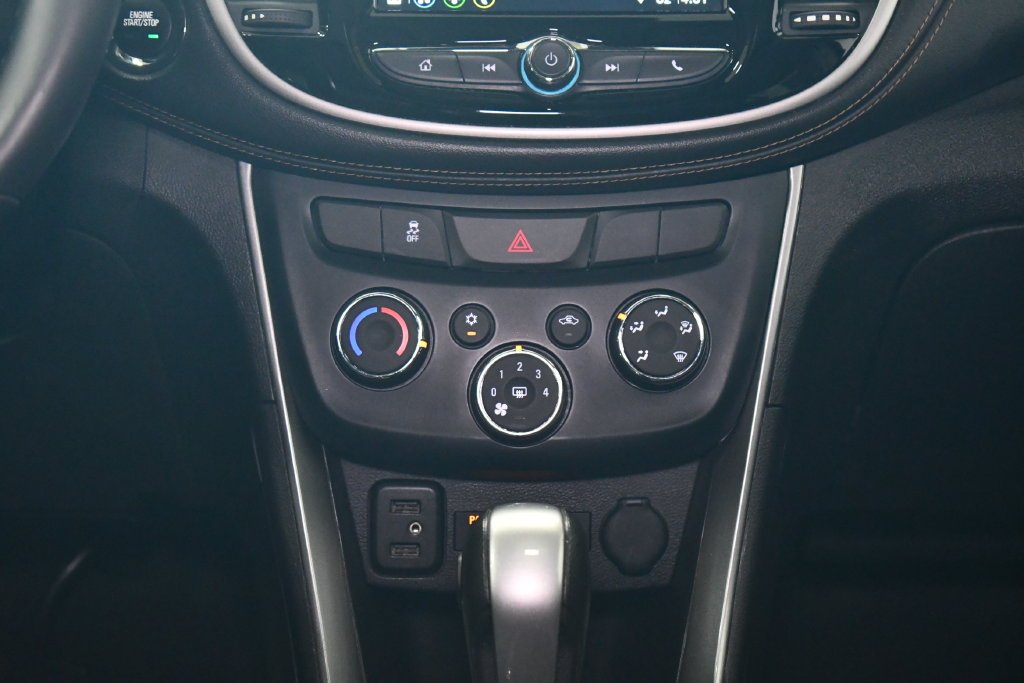 Used 2019 Silver Ice Metallic Chevrolet LT image 19