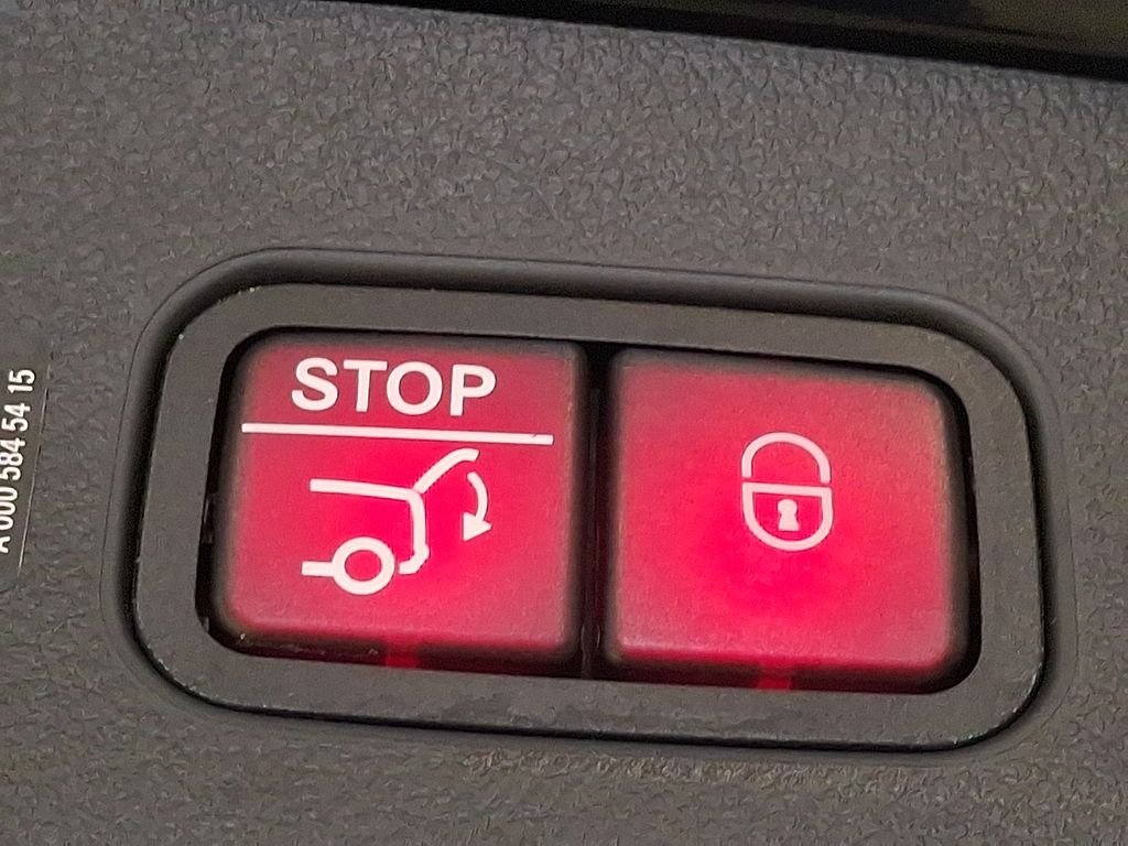 Certified Used 2026 Black Mercedes-Benz GLC 300 image 30