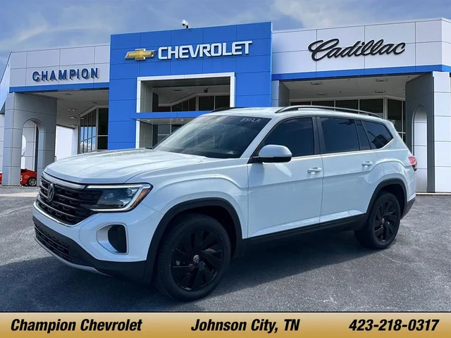 Pre-Owned 2024 Volkswagen Atlas SE