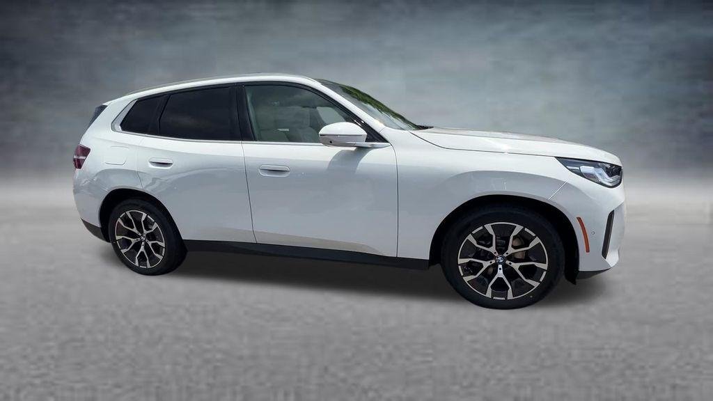 New 2026 Alpine White BMW 30 xDrive image 13