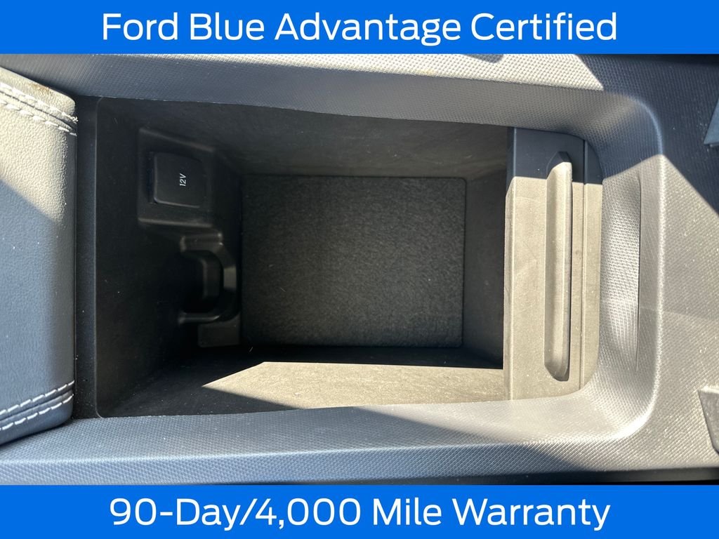 Used 2023 White Ford Select image 19