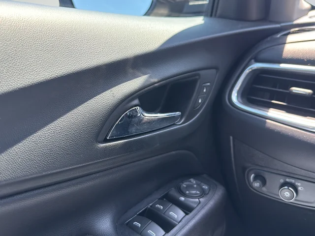 Used 2018 Blue Chevrolet LT image 9