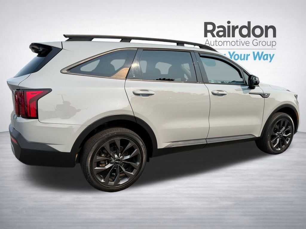 Used 2022 Gray Kia X-Line EX image 7