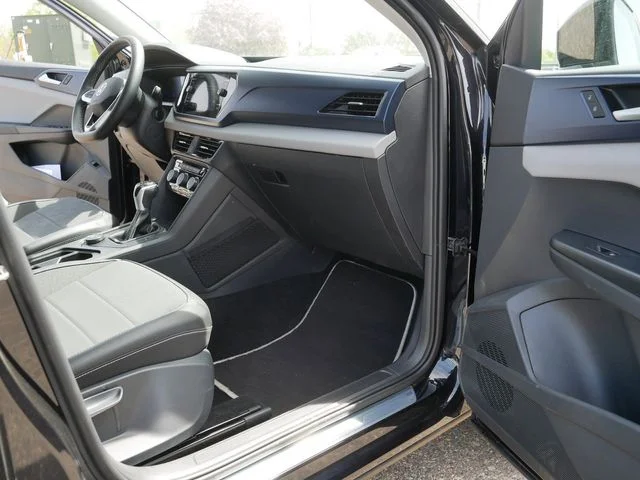 Certified Used 2023 Black Volkswagen 1.5T SE image 19