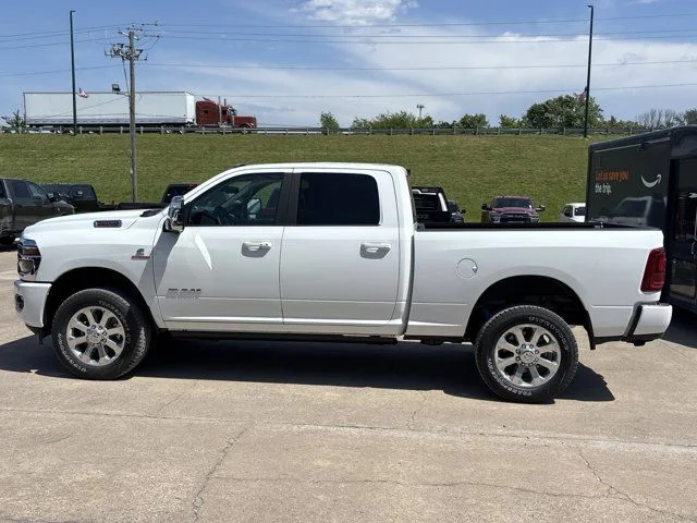 New 2026 Bright White Clear-Coat Exterior Paint RAM Laramie image 8