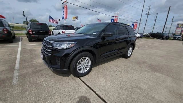 New 2026 Agate Black Metallic Ford Active image 5