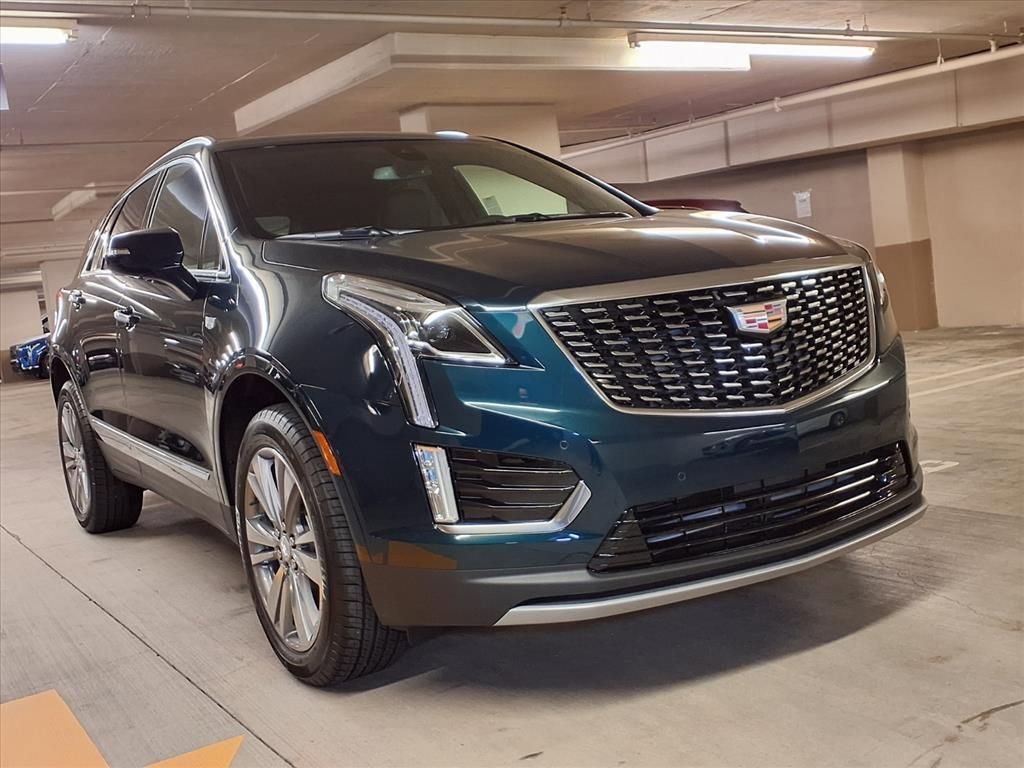 Used 2025 Emerald Lake Metallic Cadillac Premium Luxury image 3
