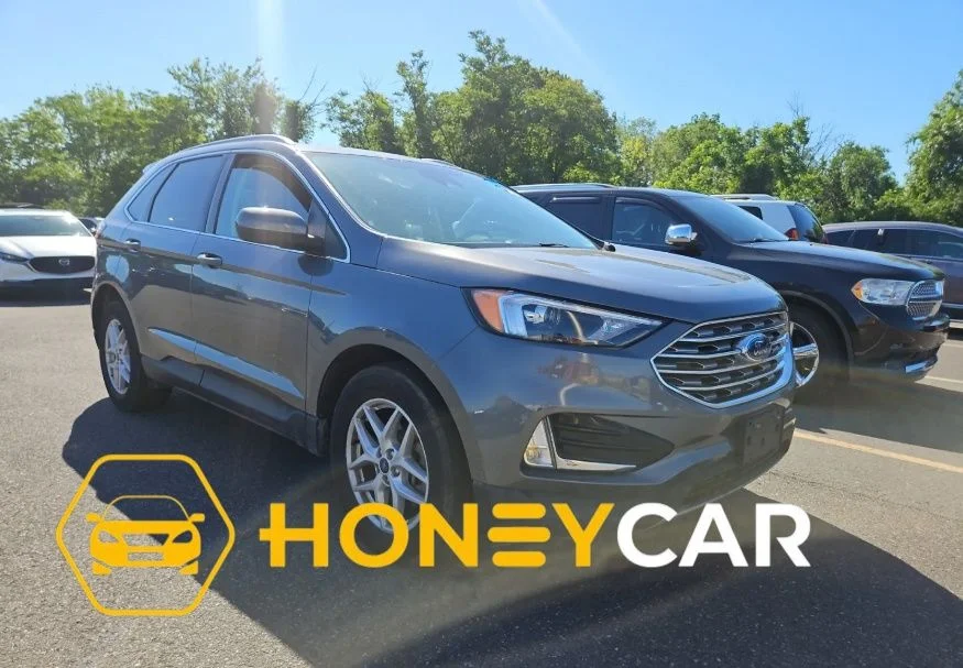 Used 2022 Gray Ford SEL image 1