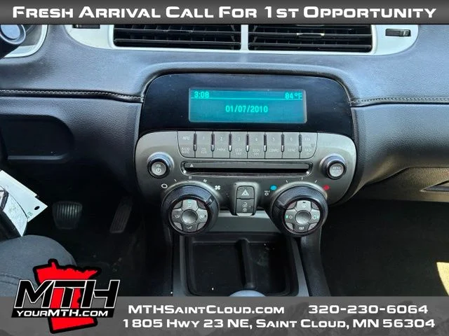 Used 2014 White Chevrolet 1LS image 10