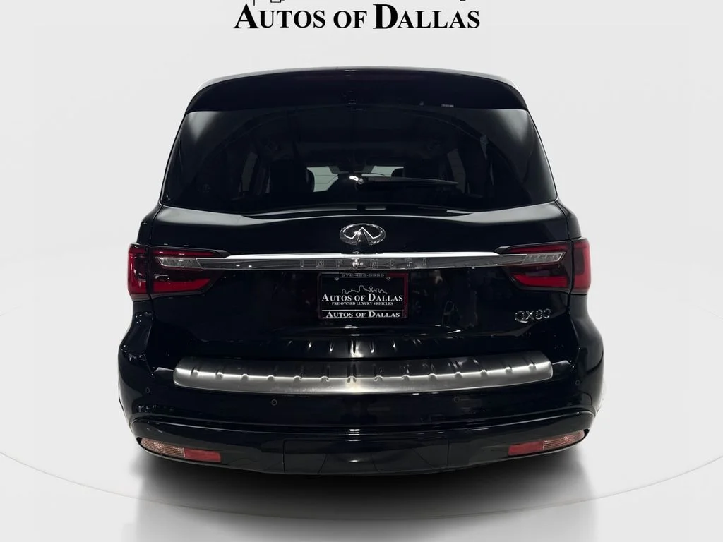 Used 2023 Black INFINITI LUXE image 7