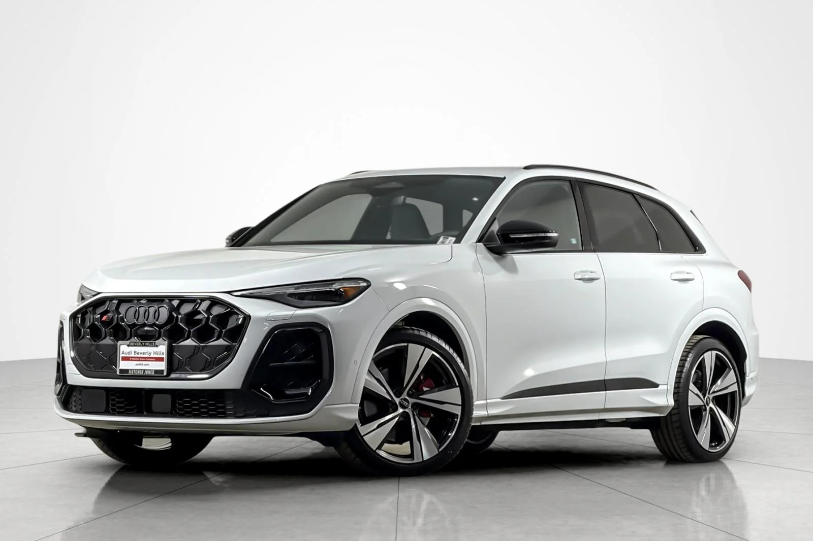 2025 Audi SQ5 Premium Plus's photo