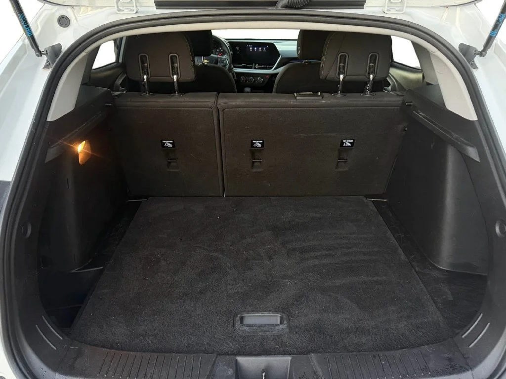 Used 2024 Summit White Chevrolet LS image 14