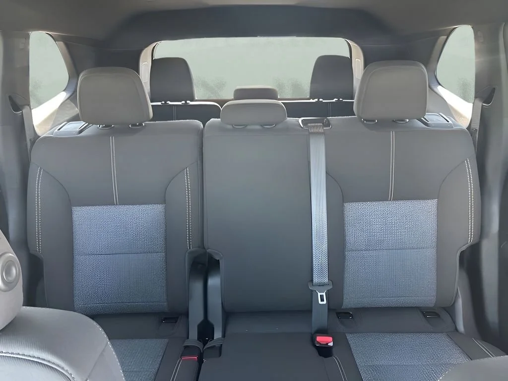 New 2026 Summit White GMC Elevation image 10