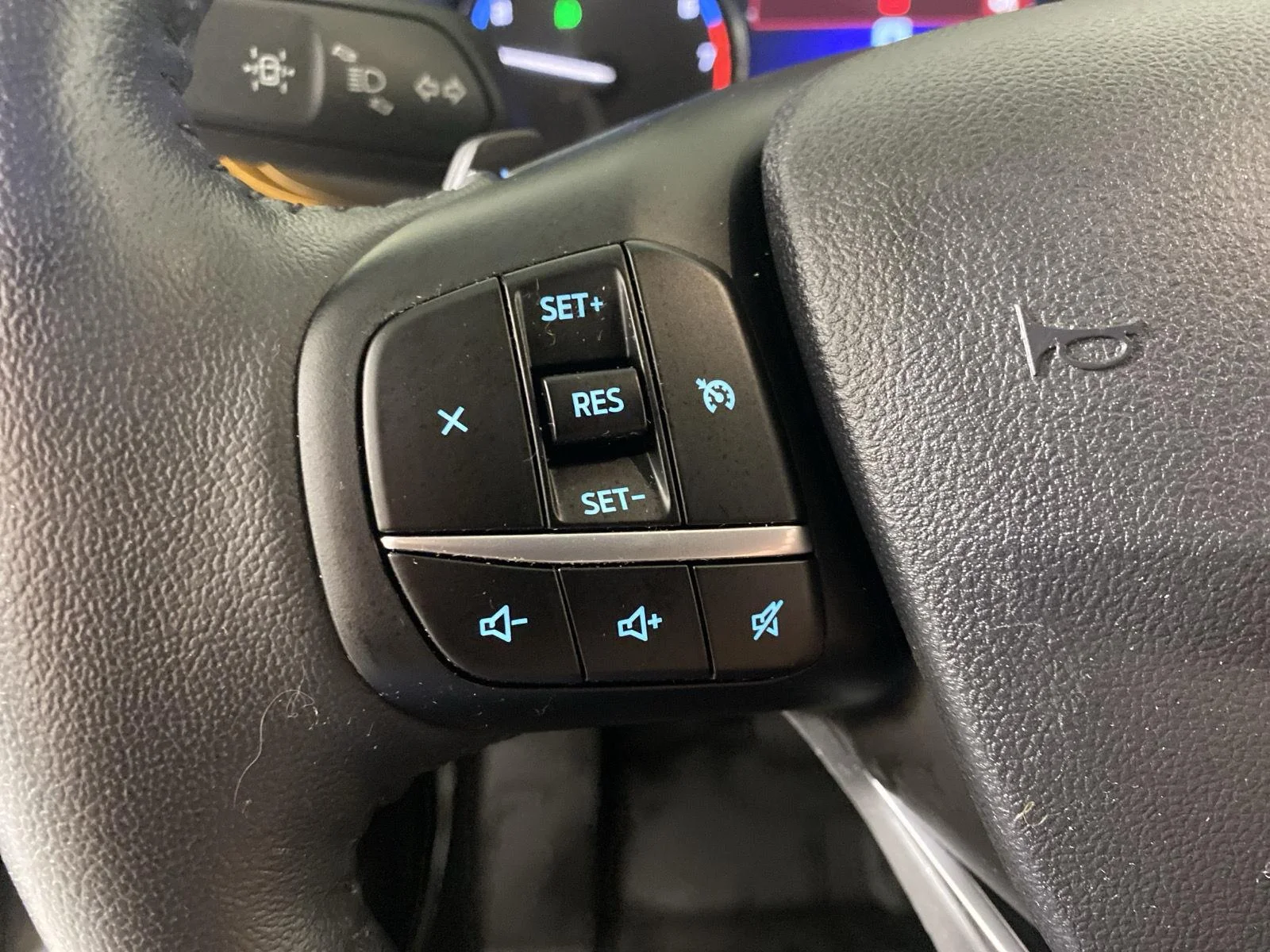 Used 2023 Carbonized Gray Ford Badlands image 25