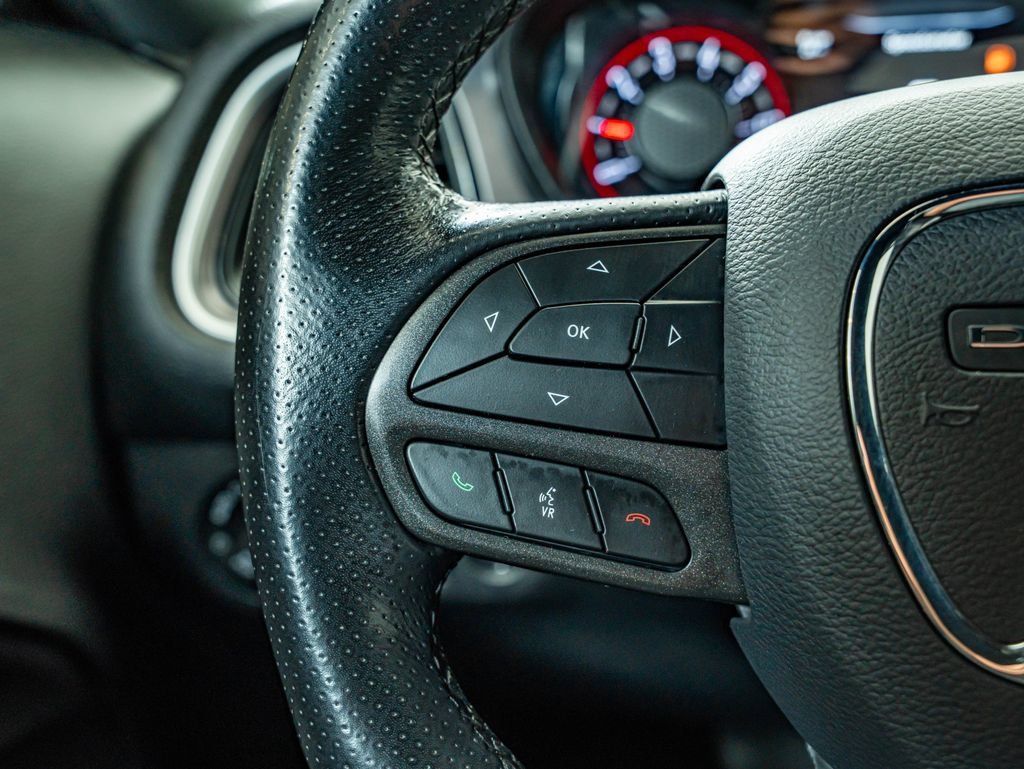 Used 2021 Pitch Black Clearcoat Dodge SXT image 19