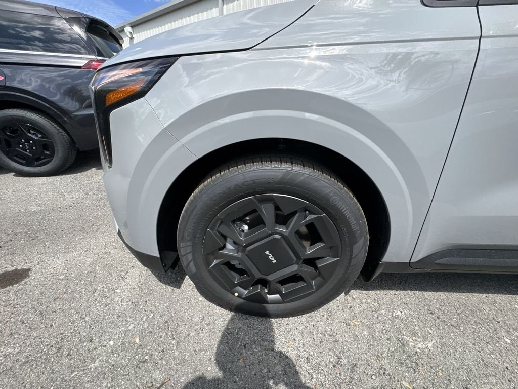New 2026 White Kia EX image 10