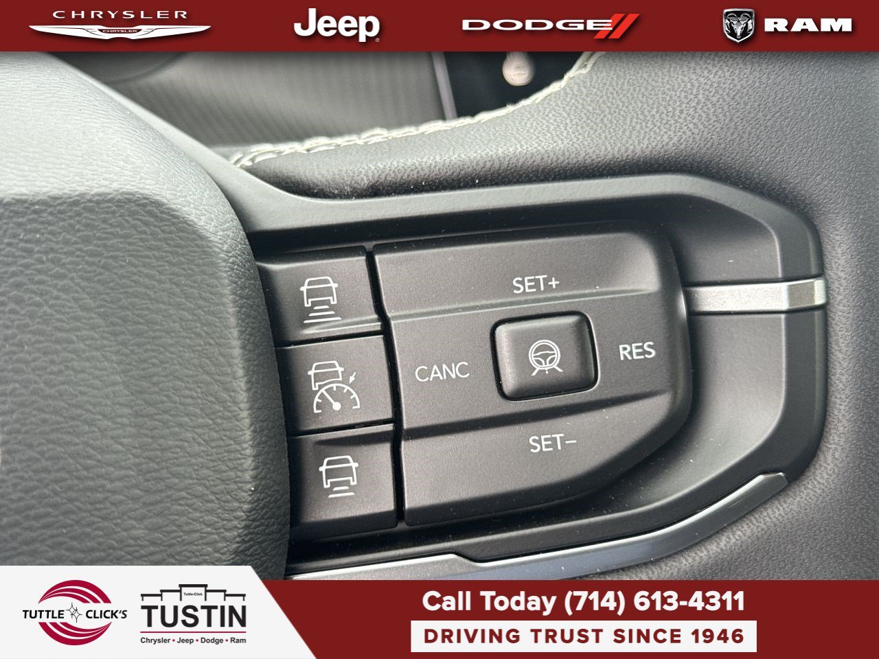 New 2027 41 Paint Jeep Laredo image 32