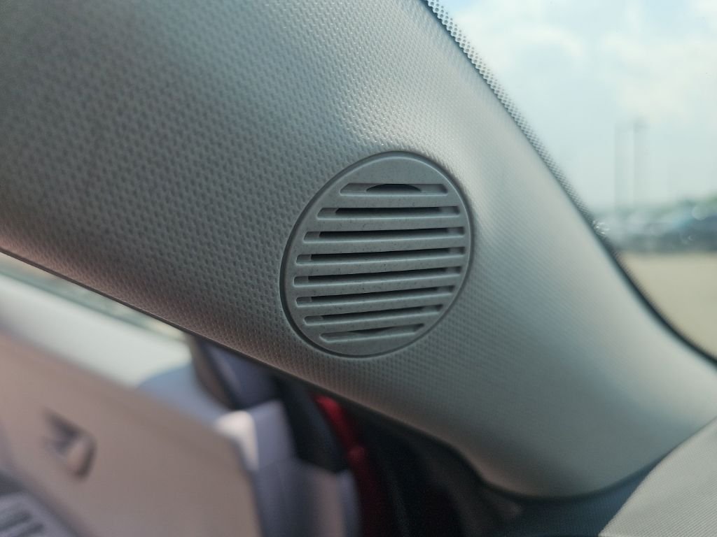 2024 Hyundai Kona SEL - Photo 16
