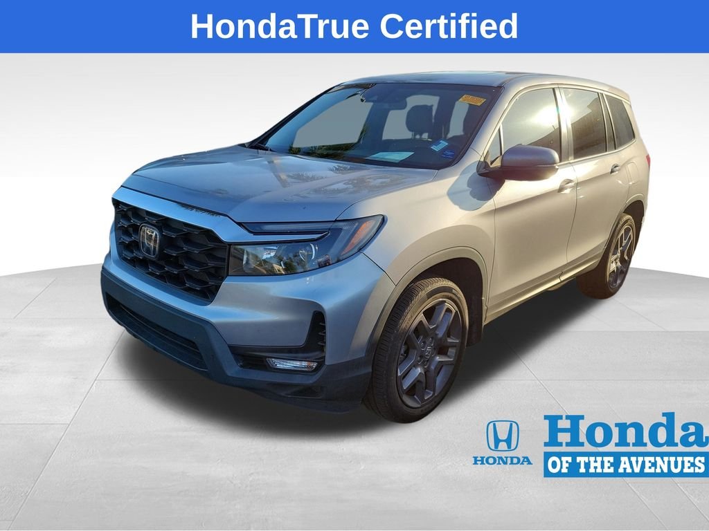Certified Used 2023 Lunar Silver Metallic Honda AWD EX-L image 4