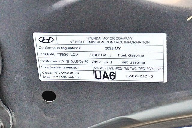 Used 2023 Black Hyundai SEL image 32