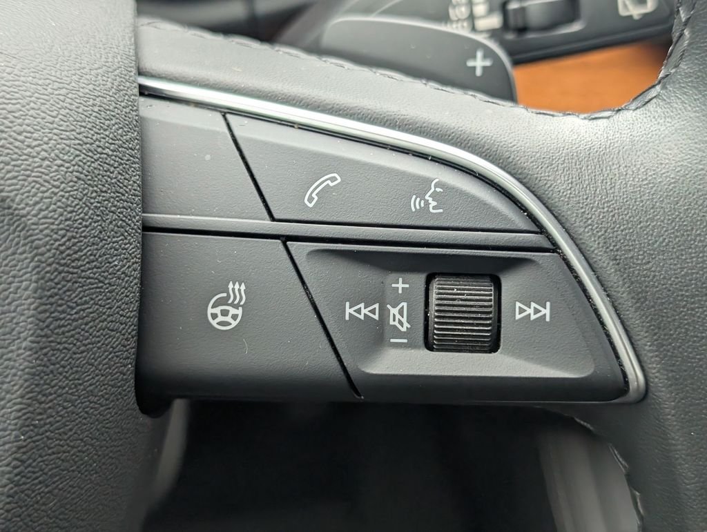 Used 2022  Audi 45 S line Premium image 21