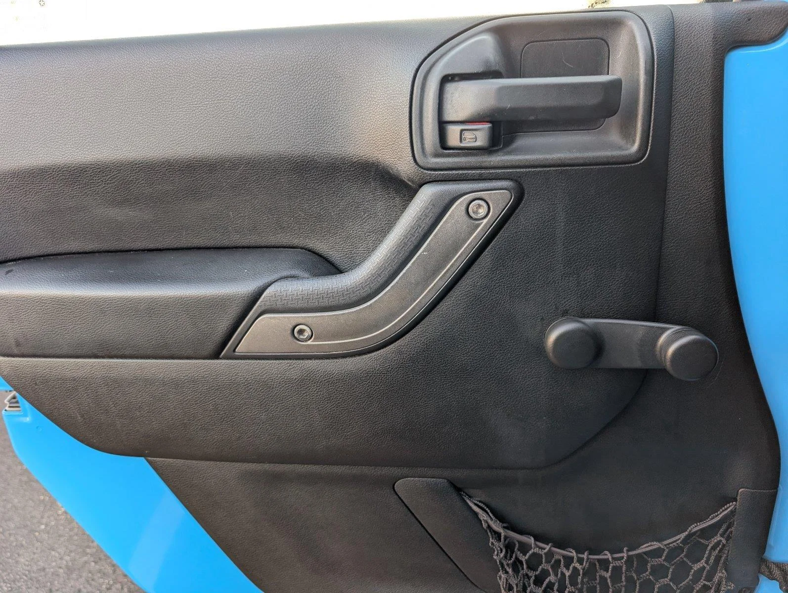 Used 2017 Chief Clearcoat Jeep Sport image 17