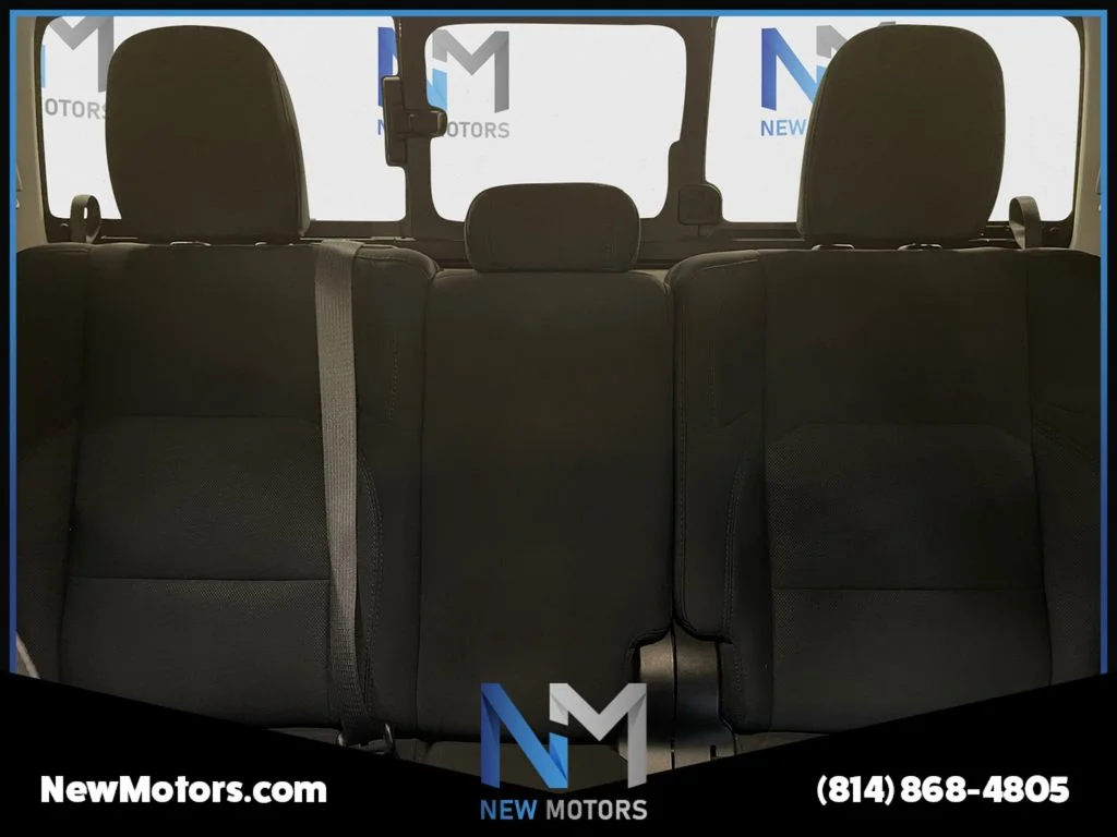 Used 2023 Black Clearcoat Jeep Sport S image 13