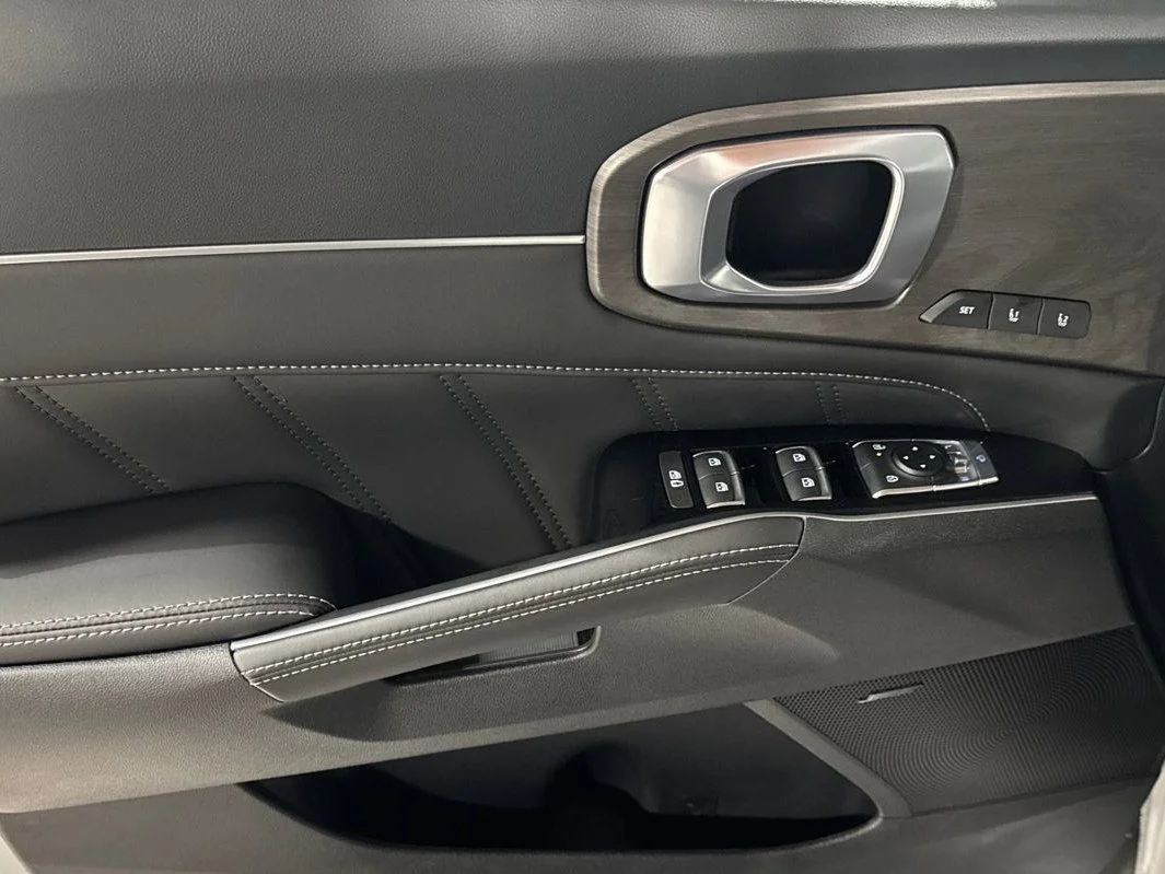 New 2026 Ivory Kia X-Line SX Prestige image 26