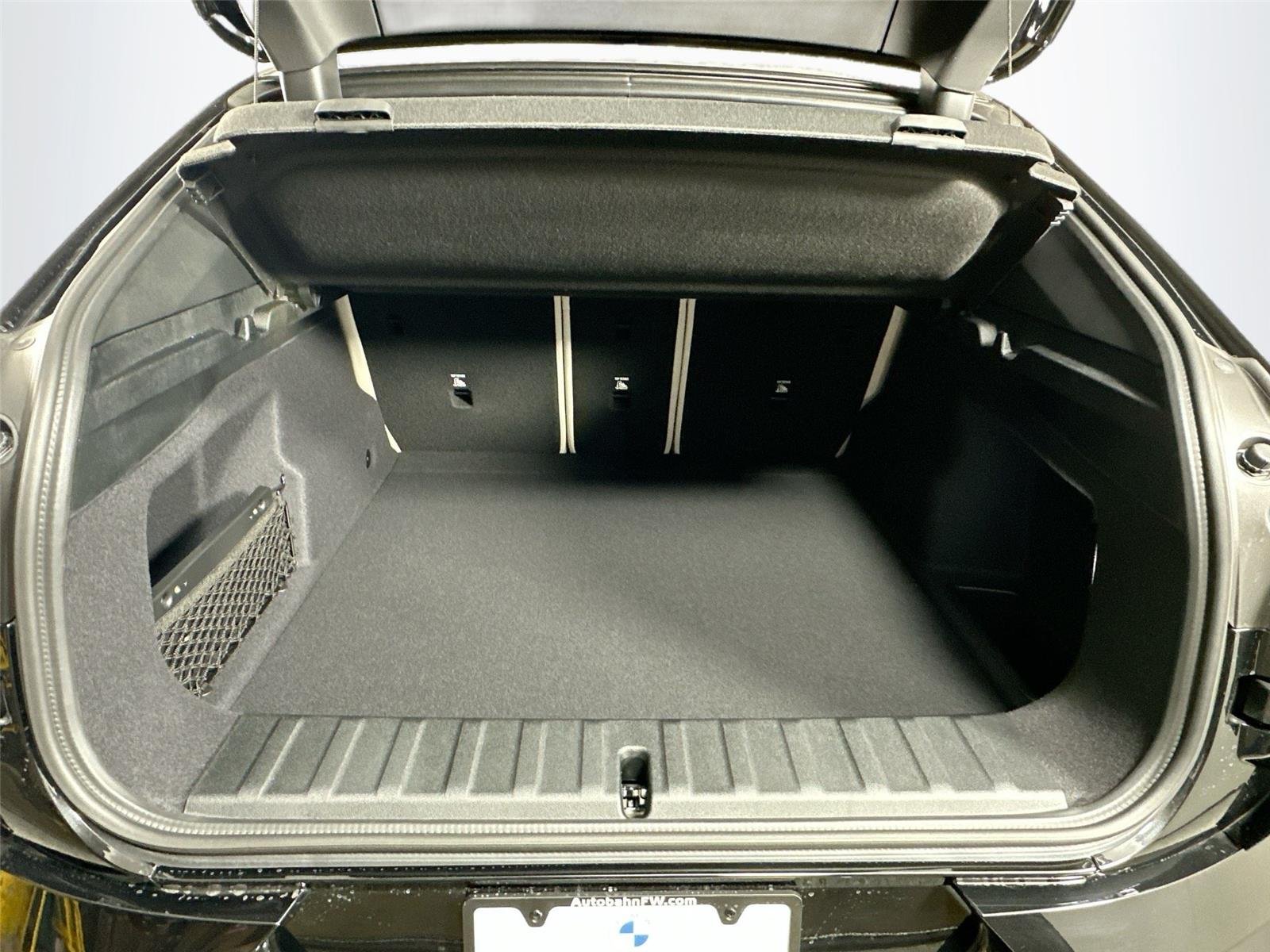 New 2026 Black Sapphire Metallic BMW xDrive28i image 28