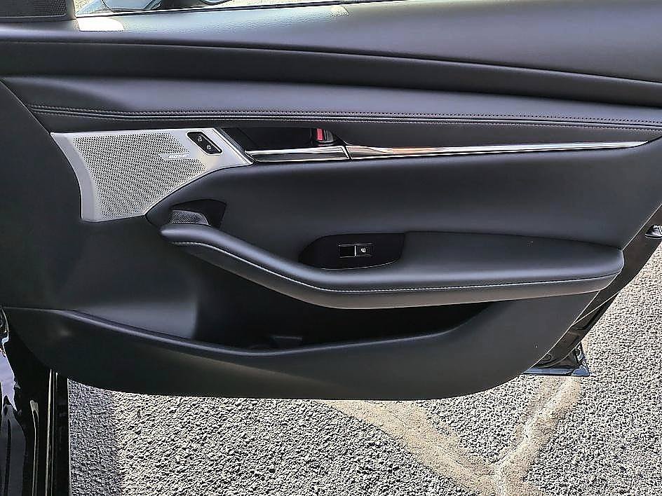 2026 Mazda Mazda3 Premium - Photo 34