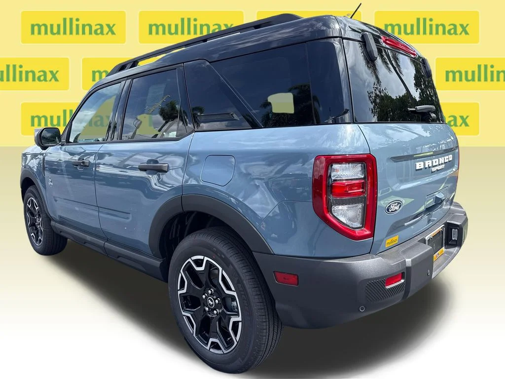 New 2026 Gray Ford Outer Banks image 4