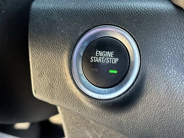 Used 2023 Summit White GMC SLE image 19