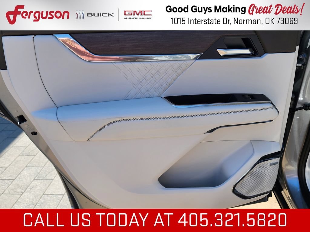 2026 GMC Acadia Denali - Photo 45