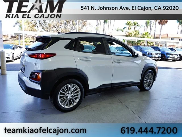 Used 2018 White Hyundai SEL image 9