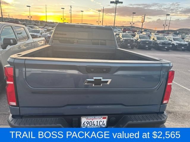 Used 2025 Lakeshore Blue Metallic Chevrolet LTZ image 4