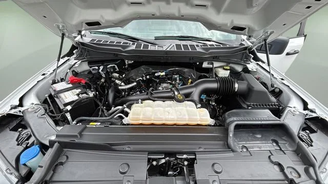 Used 2023 White Ford XL image 31